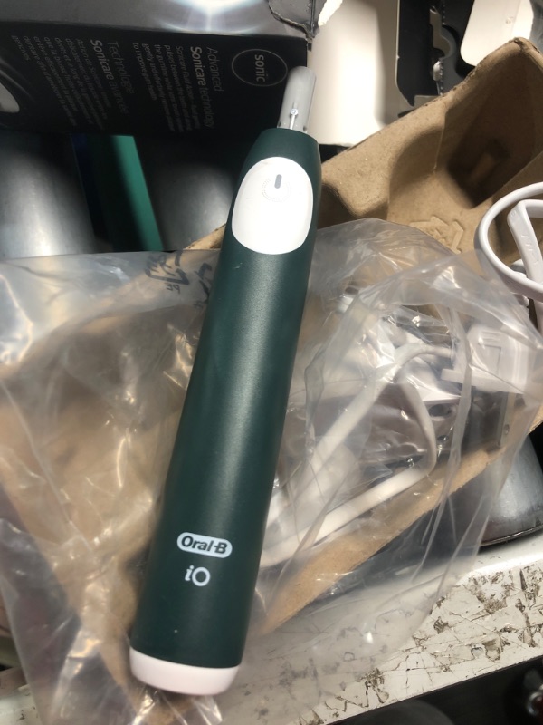 Photo 1 of (please see all images) Philips Sonicare 4100 Rechargeable Electric Toothbrush, with Pressure Sensor, 2 Intensity Settings, SmarTimer and QuadPacer