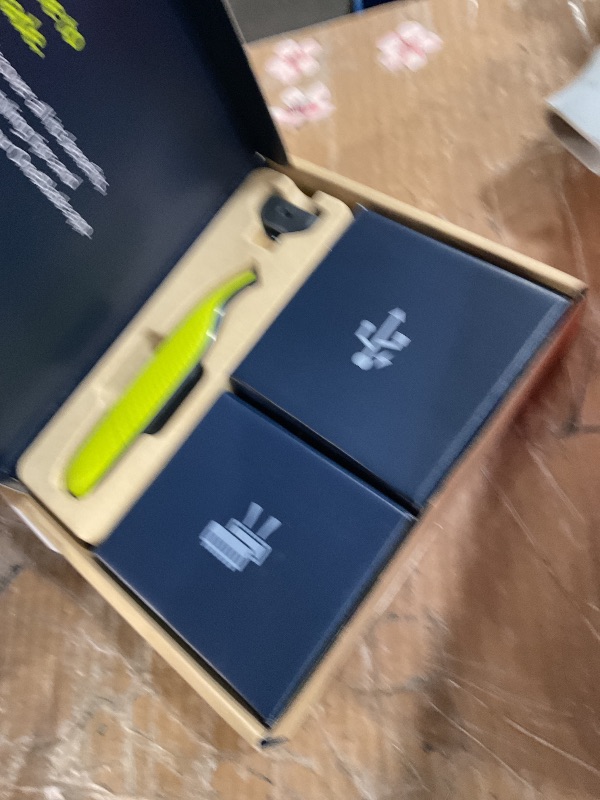 Photo 1 of ***(MISSING RAZORS/ PARTS ONLY)***Philips Norelco OneBlade 360 Hybrid Face, Electric Beard Trimmer and Shaver, with 360 Blade Technology, 1x 360 Blade for Face, 5in1 Adjustable Comb, Model QP2724/90