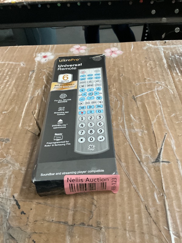 Photo 1 of GE Big Button Backlit Universal Remote Control for Samsung, Vizio, Lg, Sony, Sharp, Roku, Apple TV, TCL, Panasonic, Smart TVs, Streaming Players, Blu-Ray, DVD, 6-Device, Silver, 33712