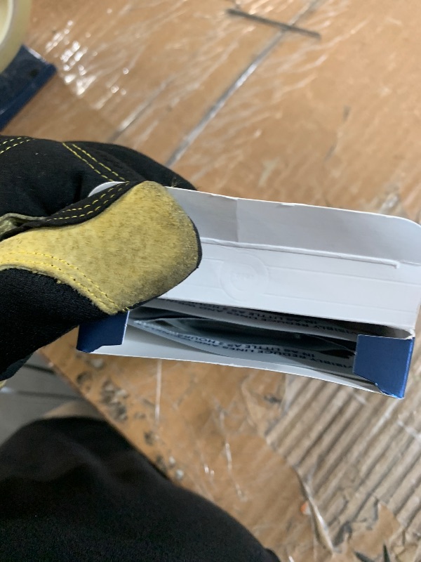 Photo 1 of RoC Retinol Correxion Deep Wrinkle Non-Invasive Targeted Patches with Hyaluronic Acid + Firming Peptides for Forehead, 11 Lines, Crow’s Feet and Laugh Lines, (6 Patches) with Retinol Eye Packette