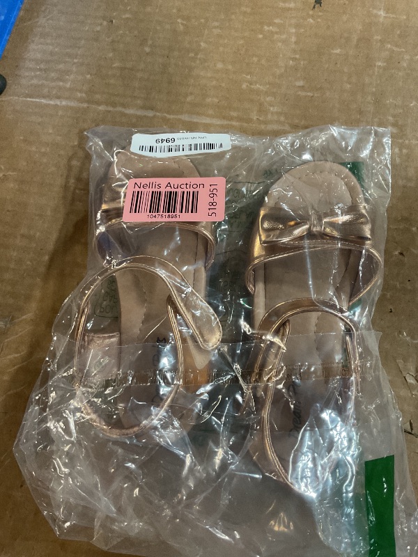 Photo 1 of ***(HEAVILY USED/ MINOR DAMAGE)***DREAM PAIRS Girls Sandals Fashion Bow Summer Shoes for Toddler/Little Kid,Size 13 Little Kid,Rose Gold-Metallic,KSD213