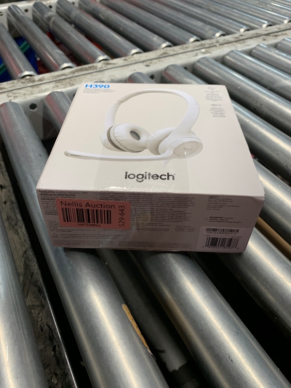 Photo 1 of Logitech H390 Gaming Headphones, Wired Headphones with Mic, USB Headset with Microphone for PC, Noise Cancelling Microphone for Video Meetings, Music, Gaming - Off White 