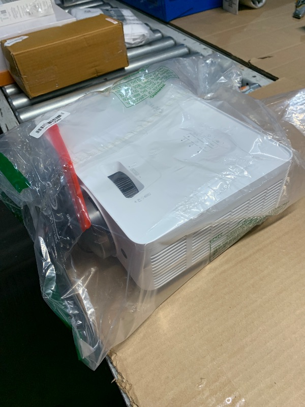 Photo 1 of (SOLF FOR PARTS) ViewSonic PS502W 4000 Lumens WXGA Short Throw Projector with HDMI and USB Type A Connectivity for Business and Education