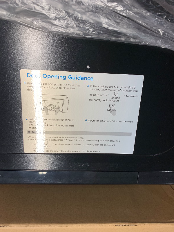 Photo 1 of (used)(see images) BLACK+DECKER 0.7-cu ft Small (Less than 1.5-cu ft) 700 -Watt Countertop Microwave ( Stainless Steel )