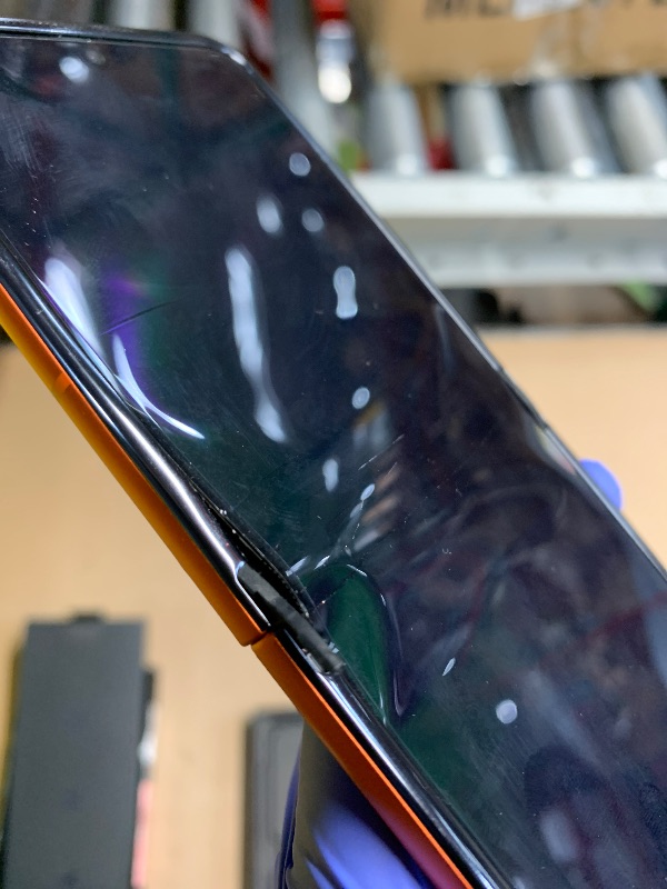 Photo 1 of *** PARTS ONLY, SCREEN BROKEN ****  razr | 2024 | Unlocked | Made for US 8/256GB | 50MP Camera | Spritz Orange