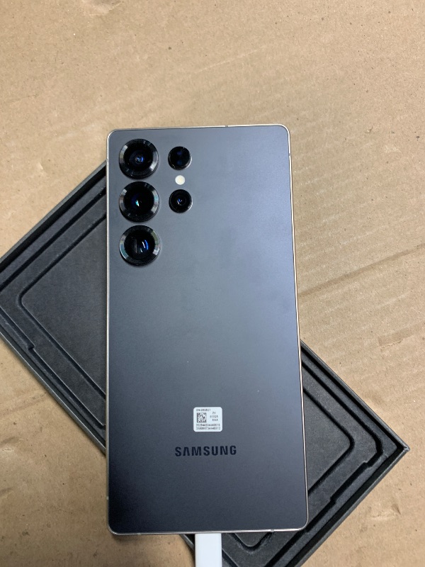 Photo 1 of **************PHONE IS SAMSUNG LOCKED TO PREVIOUS OWNER ACCOUNT-----FINAL SALE!************
Samsung Galaxy S25 Ultra, 512GB Smartphone, Unlocked Android, AI Night Mode Camera, Snapdragon 8 Elite Fast Processor, 5000mAh Battery, Built-in S Pen, 2025, US 1 