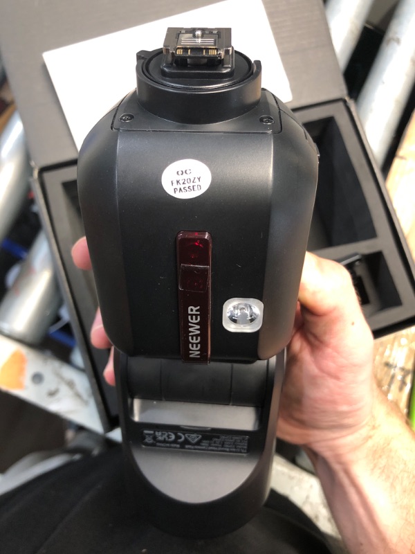 Photo 1 of (UNTESTED) NEEWER Z2PRO-C 2.4G TTL Round Head Flash Speedlite Compatible with Canon, Wireless Compatible with Godox, Upgraded UI, 76Ws 1/8000s HSS, TTL/M TCM Switch, 7.2V/3000mAh Battery, 600 Full Power Flash