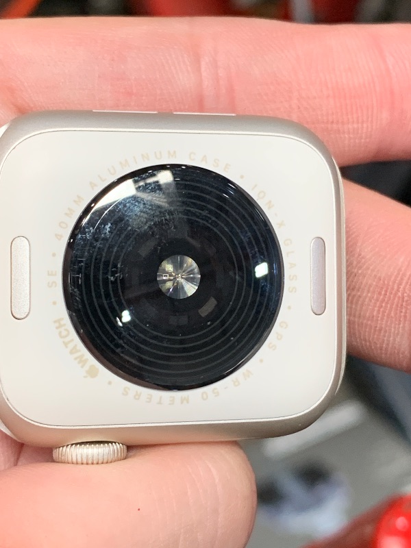 Photo 1 of **PACKAGING AND CHARGER NOT INCLUDED** Apple watch/SE/ 40 MM ALUMINUM CASE/ 10N-X GLASS/ GPS/ WR-50 METERS
