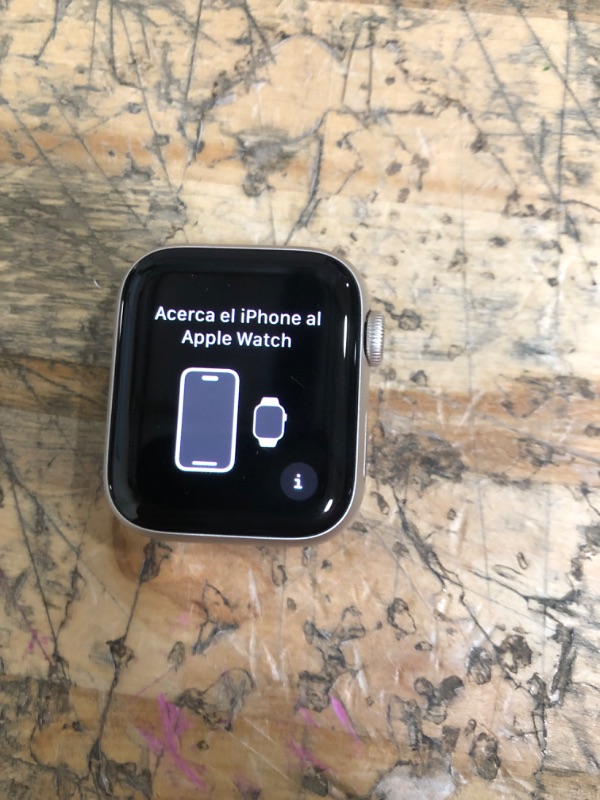 Photo 1 of **PACKAGING AND CHARGER NOT INCLUDED** Apple watch/SE/ 40 MM ALUMINUM CASE/ 10N-X GLASS/ GPS/ WR-50 METERS
