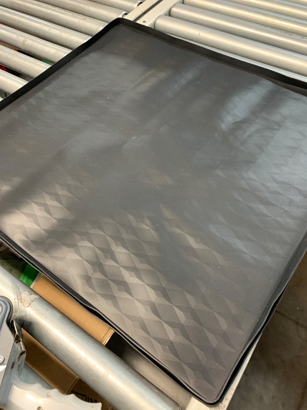 Photo 1 of (used) DOYOQI 2 PCS Washer and Dryer Top Protector, 25.6''x 23.6'' Silicone Covers Mat for Washer and Dryer Top
