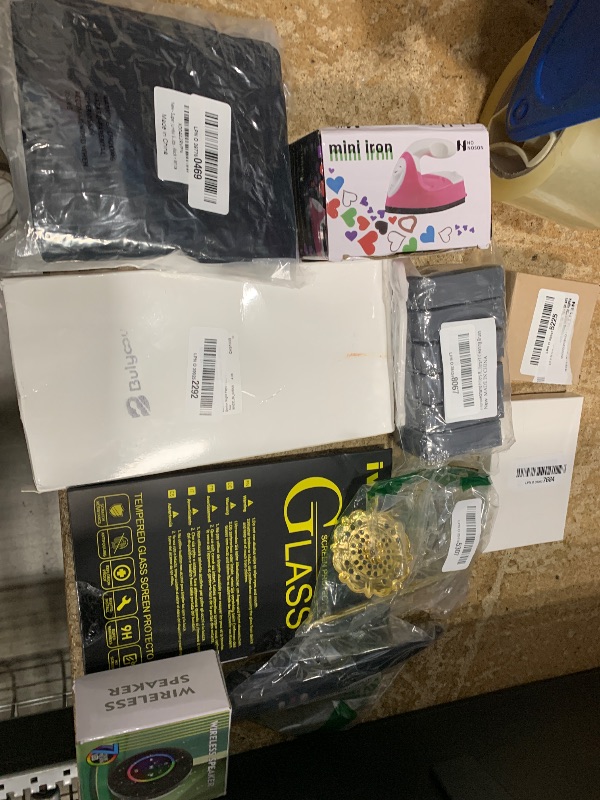 Photo 1 of * FINAL SALE!! NO REFUNDS// BUNDLE OF ASSORTED MISCELLANEOUS ITEMS (10 ITEMS)