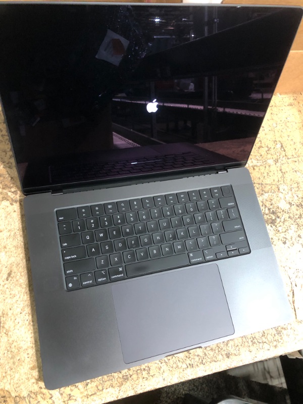 Photo 1 of ***PARTS ONLY LOCKED***Apple 2024 MacBook Pro Laptop with M4 Pro, 14?core CPU, 20?core GPU: Built for Apple Intelligence, 16.2-inch Liquid Retina XDR Display, 24GB Unified Memory, 512GB SSD Storage; Space Black