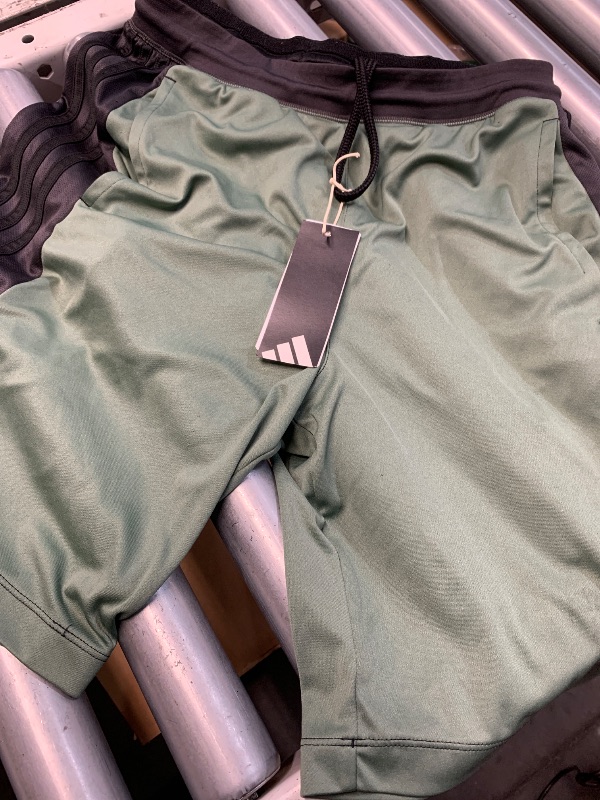 Photo 1 of (used) adidas Men's Tall Size Train Essentials Piqué 3-Stripes Shorts, Silver Green/White