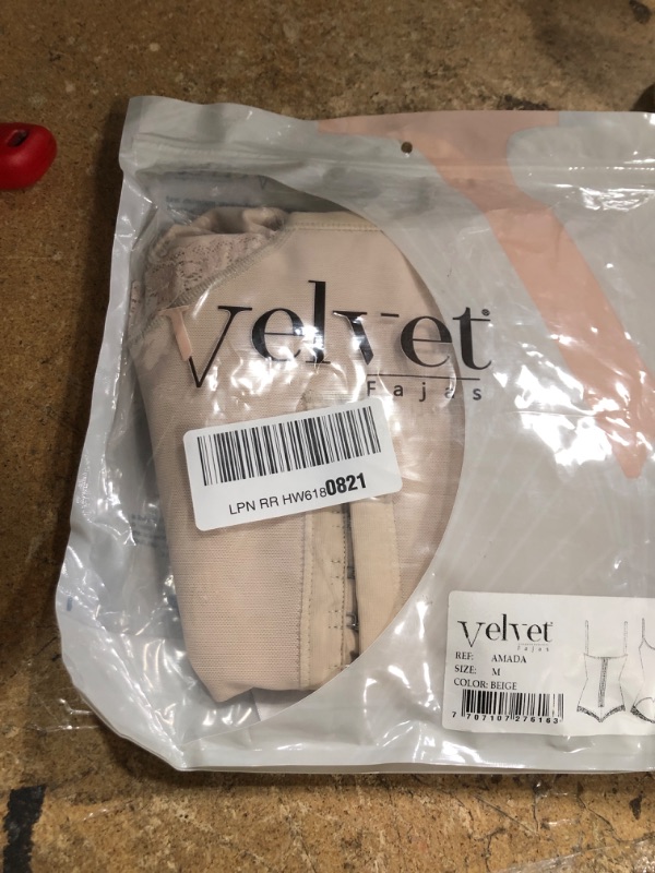 Photo 2 of (MED-LARGE) (BAGGED) Velvet AMADA high compression, daily and postpartum use, body girdle, M, beige.