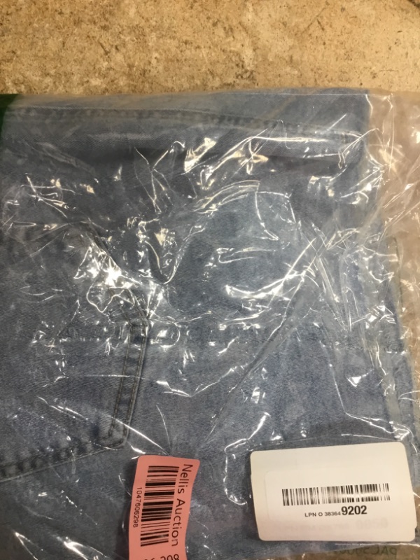 Photo 1 of  Jean shorts   L