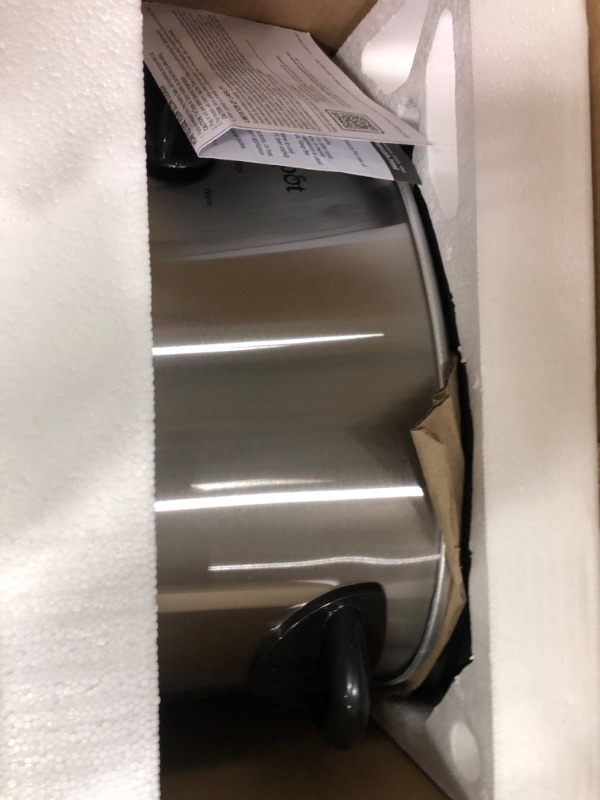 Photo 1 of ***(HEAVILY USED/ MINOR DAMAGE)***Crock-Pot 7 Quart Oval Manual Slow Cooker, Stainless Steel (SCV700-S-BR), Versatile Cookware for Large Families or Entertaining