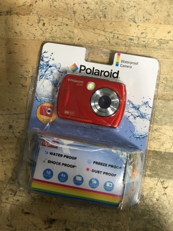 Photo 1 of Polaroid IS048 Waterproof Instant Sharing 16 MP Digital Portable Handheld Action Camera