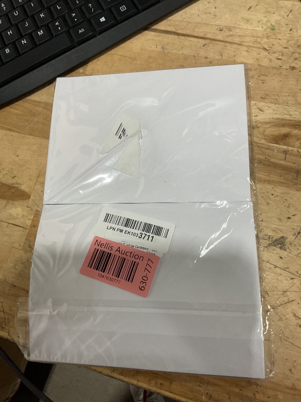 Photo 1 of 100 Pieces 5" x 7" White Cardstock, Heavyweight Cardstock Sheets Blank Invitation Paper Greeting Cards Printable, 74lb Cover 200 GSM/White