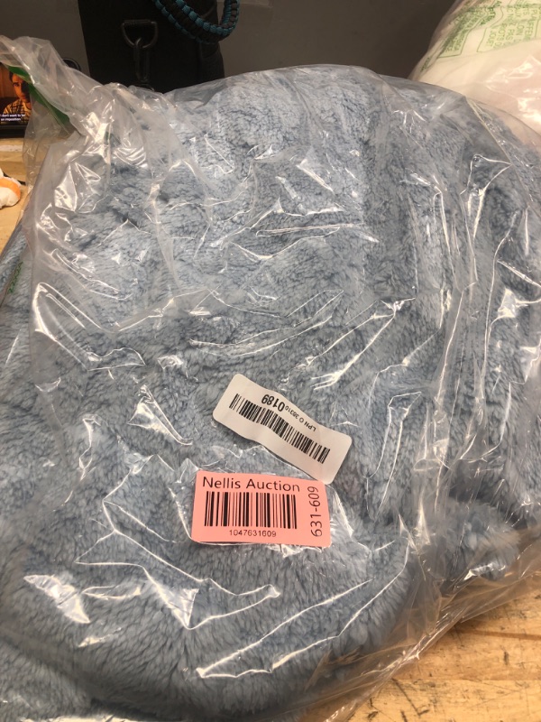 Photo 1 of ***(HEAVILY USED/ MINOR DAMAGE)***Bedsure Ashley Blue Fleece Throw Blanket for Couch - Super Soft Cozy Blankets for Women, Cute Small Throws for Girls, 50x70 Inches
