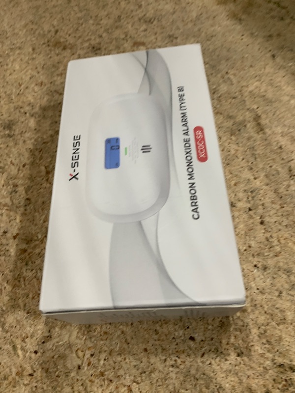 Photo 1 of ***(PARTS ONLY/ NON FUNCTIONAL)***X-Sense Carbon Monoxide Detector, Replaceable Battery Powered CO Alarm with Digital Display, Portable Carbon Monoxide Detector for Travel, XC0C-SR, 1-Pack
