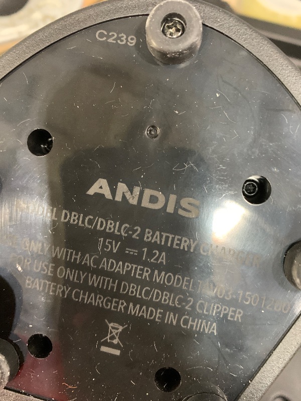Photo 1 of *****ONLY FOR PARTS*****Andis 79170 Pulse Zr II 5-Speed Detachable Blade Clipper, Cordless Animal/Dog Grooming, Removable Lithium Ion Battery, LED Charge Light, Black