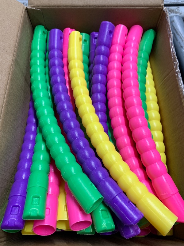 Photo 1 of (partial set) (used/fair) Vinsot 8 Pieces Toy Hoop Detachable Plastic Hoops Exercise Equipment Toy Adjustable Rings for Sports Playing Party Game Dance Pet Training