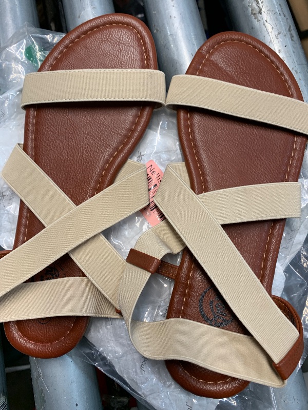 Photo 1 of (see all images) Trary Women's Sandal, White Flat, Size 9, Dressy, Elastic, Ankle Strap, Lightweight, Solid