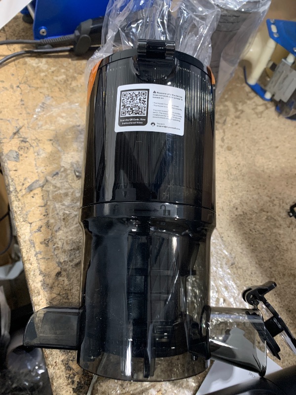 Photo 1 of ***PARTS ONLY***

Juicer Machines, ECOSELF 4.35" Large Feed Chute for Family Needs, Professional Hands Free Cold Press Juicer For Whole Fruits & Vegetables, Self Feeding for Juice Extractor Machine, Easy to Clean