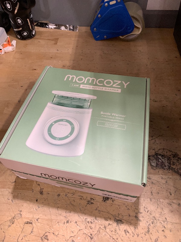 Photo 1 of ***DOES NOT SEAL***
Momcozy Travel Bottle Warmer