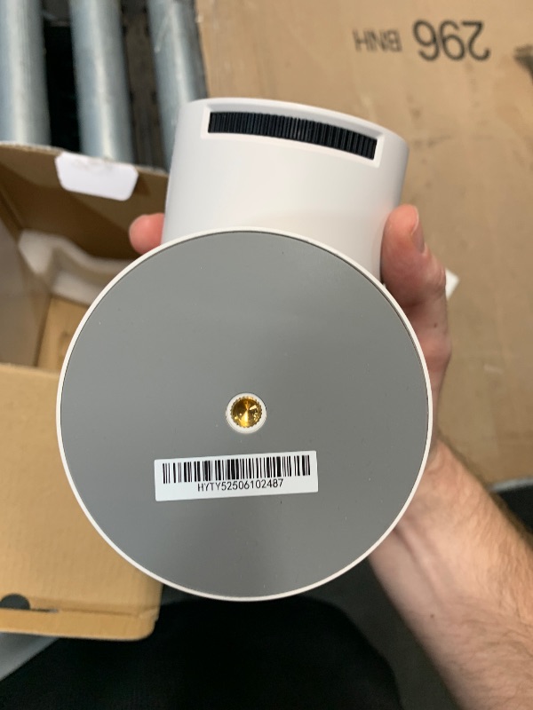 Photo 1 of (USED/FAIR) Magcubic Mini Projector 4K support with WiFi 6 and Bluetooth 5.4, 5w Soundbase Speaker, Auto Vertical Keystone 180°Rotatable Portable Proyector for Home Bedroom Outdoor HY300Pro+