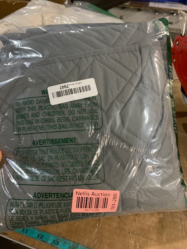 Photo 1 of (USED/FAIR) (BAGGED) VANSOFY 100% Waterproof Recliner Chair Covers, Recliner Cover Non-Slip Dog Chair Cover Furniture Protector Washable Slipcover with Pocket, Elastic Straps for Pets, Dogs