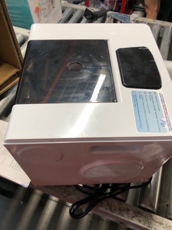 Photo 1 of ***USED - POWERS ON - UNABLE TO TEST FURTHER - SEE PICTURES***
NEWTRY Snowflake Ice Machine 280W Shaved Ice Machine Automatic Snow Cone Maker Air Cooling Efficient Ice Crushing for Party Bar Home 110V (White)