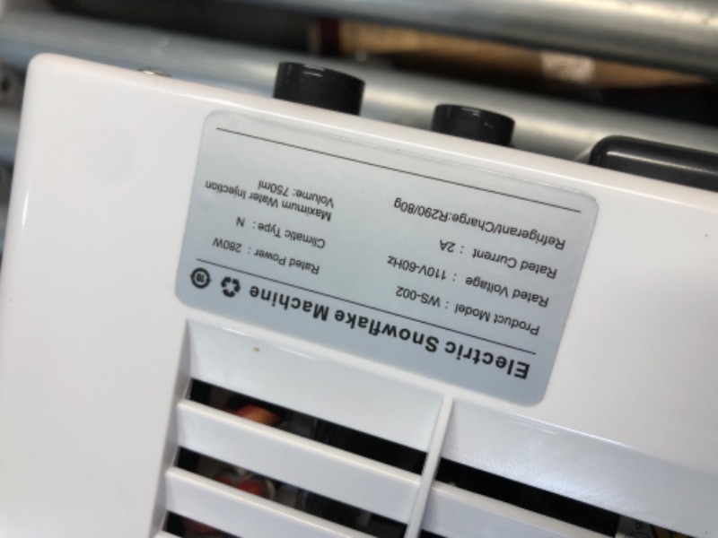 Photo 1 of ***USED - POWERS ON - UNABLE TO TEST FURTHER - SEE PICTURES***
NEWTRY Snowflake Ice Machine 280W Shaved Ice Machine Automatic Snow Cone Maker Air Cooling Efficient Ice Crushing for Party Bar Home 110V (White)