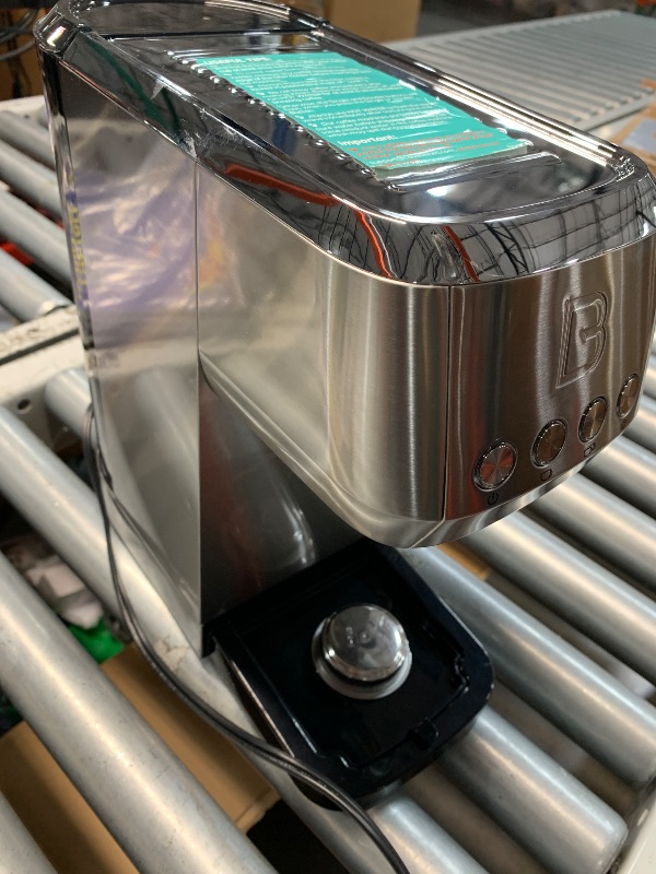 Photo 1 of (used)(incomplete)(see images) CASABREWS 3700 Essential Espresso Machine 20 Bar, Stainless Steel Cappuccino & Latte Machine