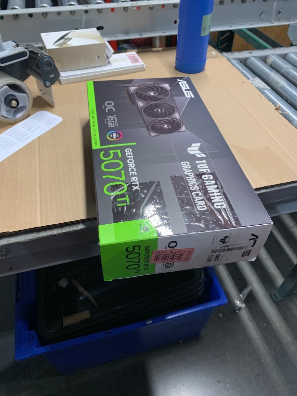 Photo 1 of  ASUS TUF gaming 5060 16GB GDDR7 OC Edition Gaming Graphics Card (PCIe® 5.0, HDMI®/DP 2.1, 3.125-slot, Military-Grade Components, Protective PCB Coating, axial-tech Fans)