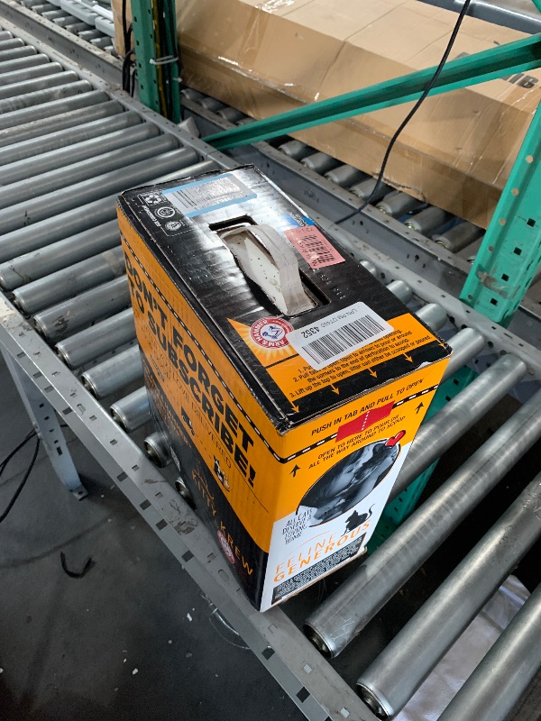 Photo 1 of ***FACTORY SEALED***ARM & HAMMER Cloud Control Platinum Clumping Cat Litter Odor Control, 27.5 lbs.