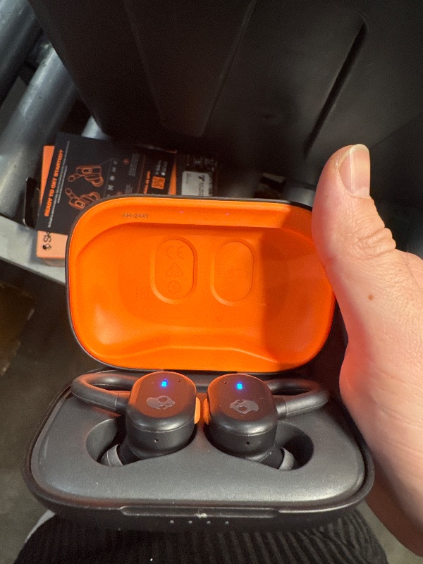 Photo 1 of (USED/FAIR) (SIGNS OF USE- POWER TESTED) Skullcandy Push Active Wireless Earbuds, Bluetooth Headphones, Noise Isolating, 44 Hrs Battery, Secure-Fit Over-Ear Hanger, Sweat and Water Resistant, Microphone for iPhone Android - True Black/Orange