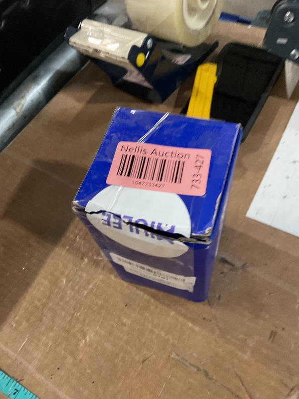 Photo 1 of (USED/FAIR) MIULEE Pack of 2 Outdoor Throw Pillow Covers Decorative Farmhouse Square Waterproof Pillows for Tent Patio Garden Balcony Sofa, 12x20 Inch Green