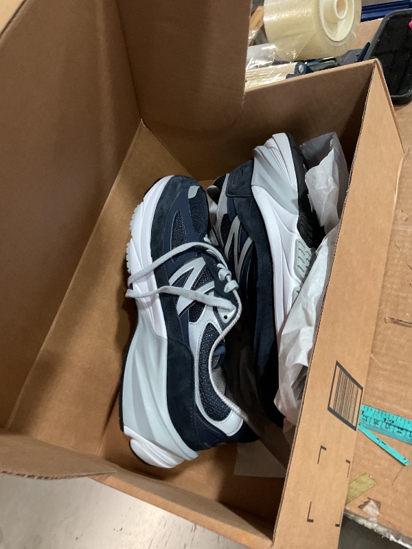 Photo 1 of ***(HEAVILY USED/ MINOR DAMAGE)***New Balance Men's FuelCell 990 V6 Sneaker, Navy/Navy, 11 Wide