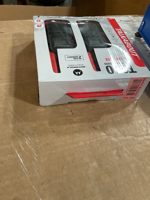 Photo 1 of (One does not charge fully) Motorola Solutions, Portable FRS, T210, Talkabout, Two-Way Radios, Rechargeable, 22 Channel, 20 Mile, Black W/Red, 2 Pack