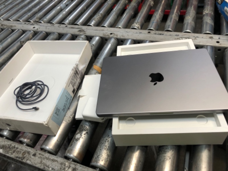 Photo 1 of **NEEDS TO BE RESET**Apple 2024 MacBook Pro Laptop with M4 Max, 14?core CPU, 32?core GPU: Built for Apple Intelligence, 14.2-inch Liquid Retina XDR Display, 36GB Unified Memory, 1TB SSD Storage; Space Black