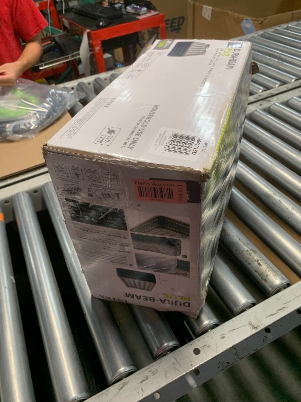Photo 1 of (used) Intex 64131ED Dura-Beam Plus Deluxe Pillow: Fiber-Tech – Twin Size – Built-in Electric Pump – 16.5in Bed Height – 300lb Weight Capacity