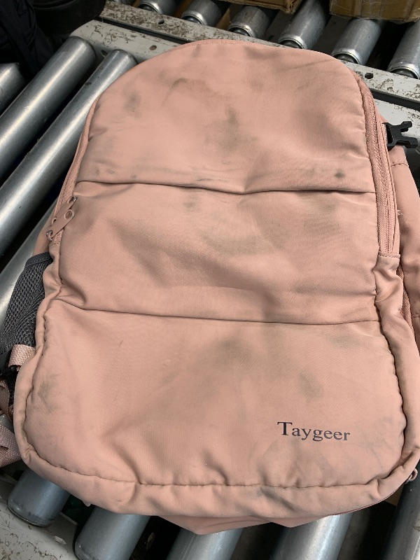Photo 1 of (used)(damaged) (see all images) Taygeer Travel Backpack for Women, Carry On Backpack with USB Charging Port & Shoe Pouch, TSA 15.6inch Laptop