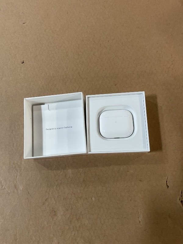 Photo 1 of ***CASE FUNCTIONS/UNKNOWN IF AIRPODS DO***

Apple AirPods (3rd Generation) Wireless Ear Buds, Bluetooth Headphones, Personalized Spatial Audio, Sweat and Water Resistant, Lightning Charging Case Included, Up to 30 Hours of Battery Life