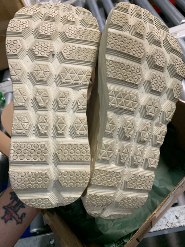 Photo 1 of ***(HEAVILY USED/ MINOR DAMAGE)***Women's Orthopedic Diabetic Wide Walking Shoes: Casual Adjustable Fit Hook and Loop Plantar Fasciitis Swollen Casula Shoes, Comfortable Cushion Arch Support Bunions Slip-On Loafers Beige Size 7.5