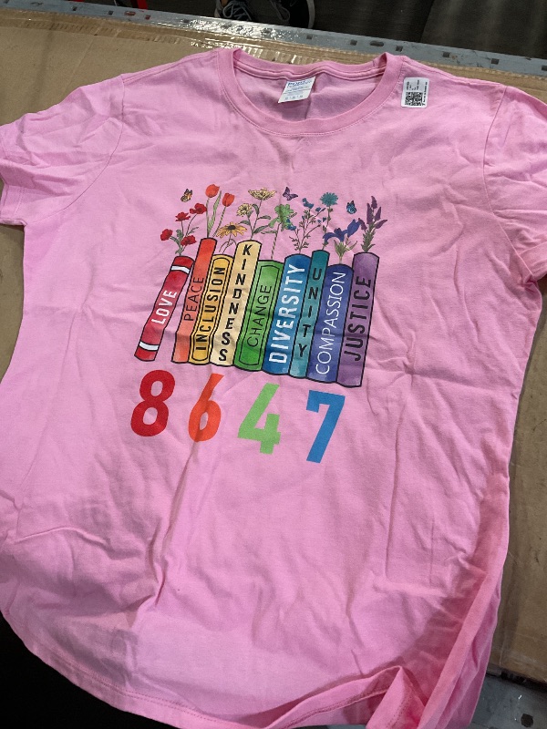 Photo 1 of (See images) Equal Rights Book Flower Feminist Women Rights T-Shirt M