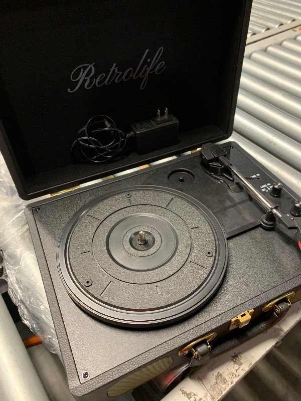 Photo 1 of (used)(see images) Vinyl Record Player 3-Speed Bluetooth Suitcase Portable Belt-Driven Record Player with Built-in Speakers RCA Line