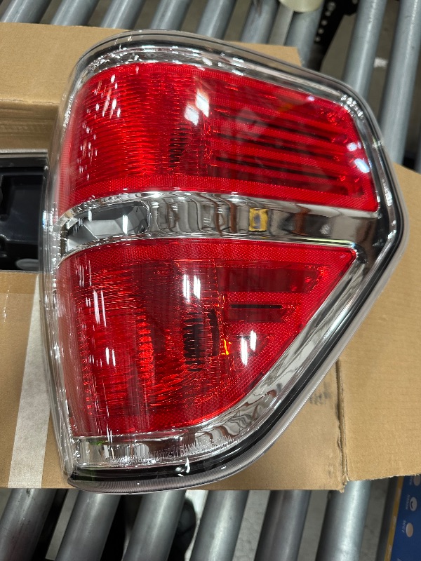 Photo 1 of ***PARTS ONLY*****SEE NOTES****Tail Lights Compatible With 2009-2014 Ford F150 Red Rear Left and Driver Side Taillights W/O bulb Replace BL3Z13405B BL3Z13404B