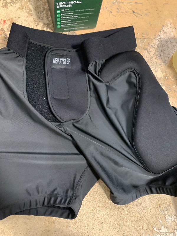 Photo 1 of 3D Protection Padded Shorts, Hip Butt Tailbone Crash Pad Pants, Impact Protective Gear for Figure Skating Snowboarding Ski Roller Skateboard (Black, Medium)