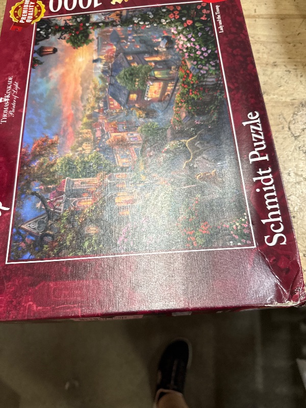 Photo 1 of Schmidt | Thomas Kinkade: Disney Lady & The Tramp (1000 Pieces) | Jigsaw Puzzle | Ages 12+